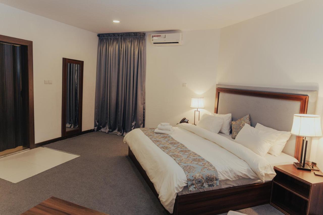 Sinclair Lake Chad Abuja Exterior foto